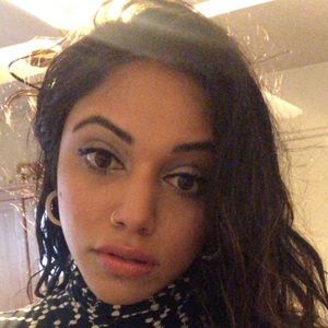 Meet your Posher, Kay